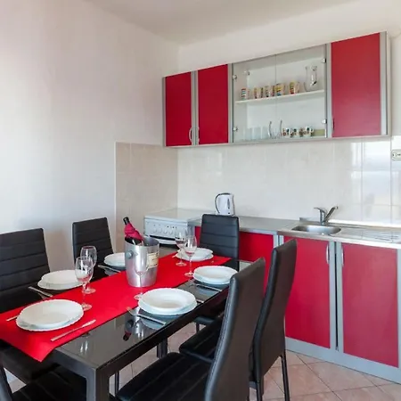 Apartment Nena St - Two Bedroom With Terrace And Sea View A3 Pisak