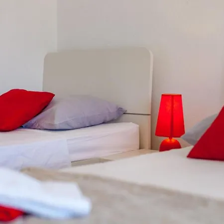 Nena St - Two Bedroom With Terrace And Sea View A3 Apartment